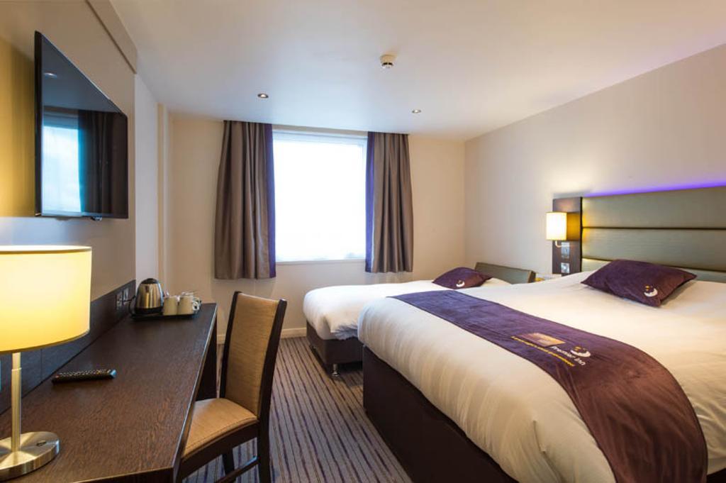 Premier Inn Aldershot Kültér fotó