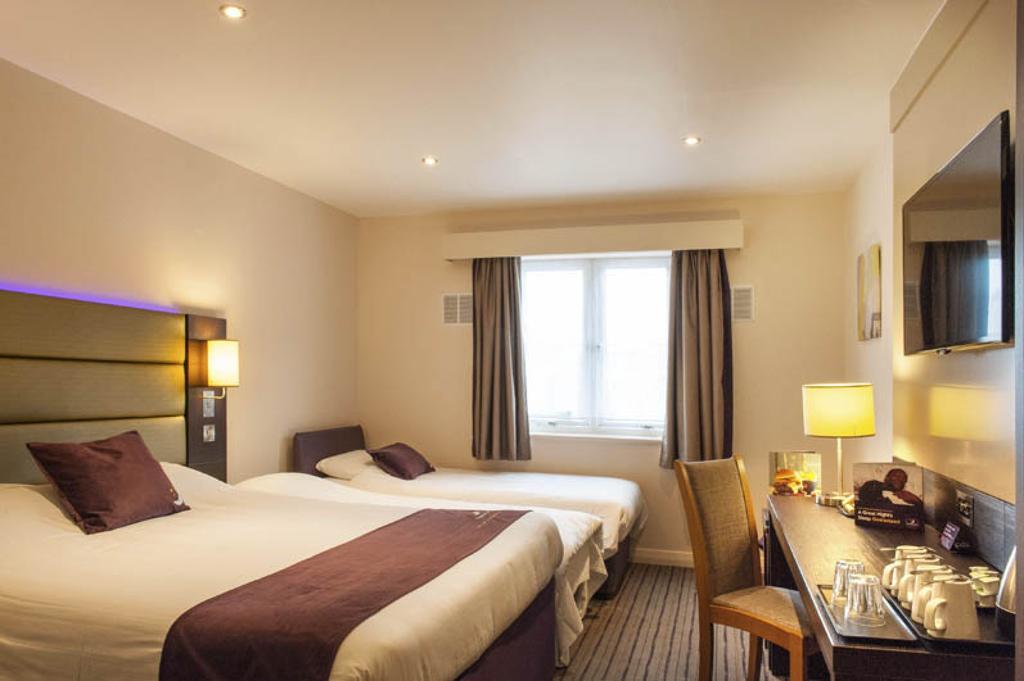 Premier Inn Aldershot Kültér fotó