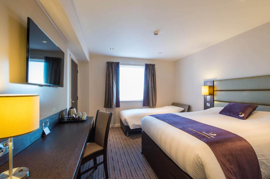 Premier Inn Aldershot Kültér fotó