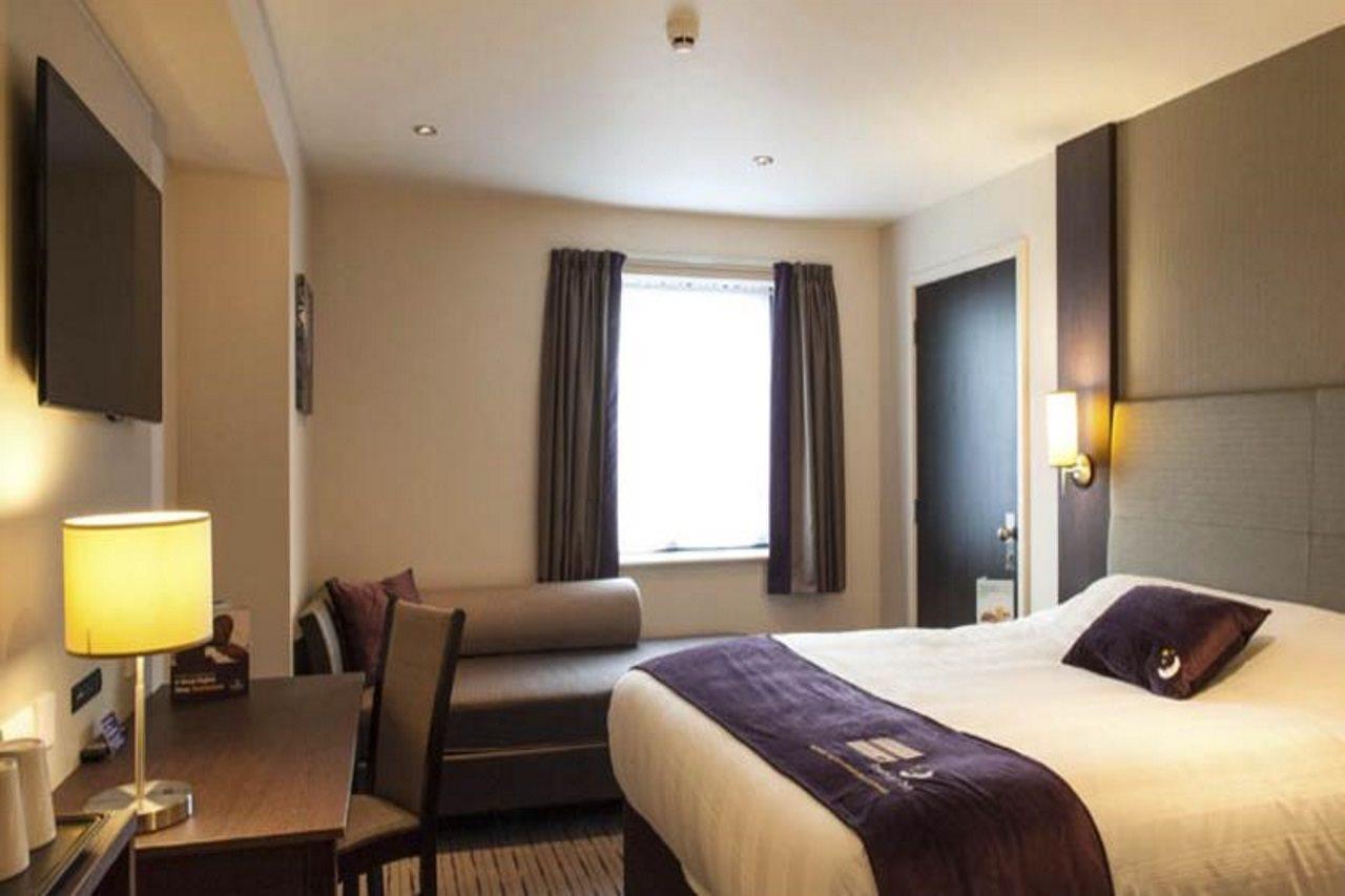 Premier Inn Aldershot Kültér fotó
