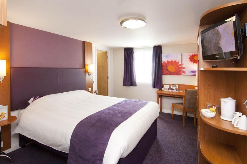 Premier Inn Aldershot Kültér fotó